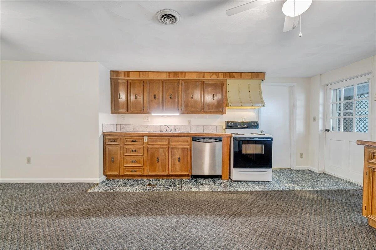3327 Hollyfield CIR - Photo 50
