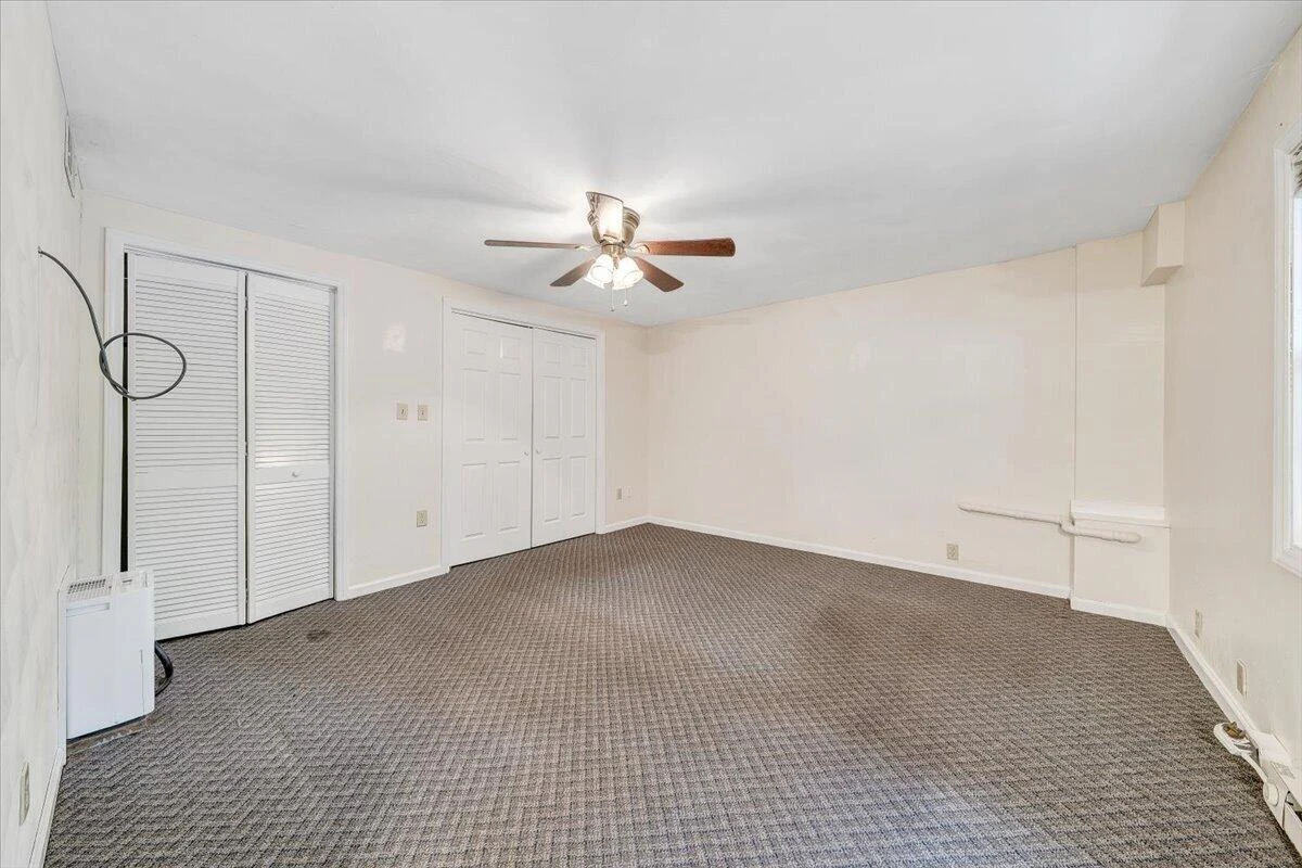 3327 Hollyfield CIR - Photo 54