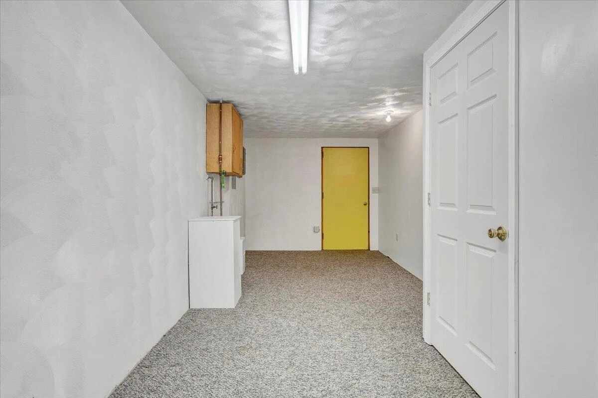 3327 Hollyfield CIR - Photo 57