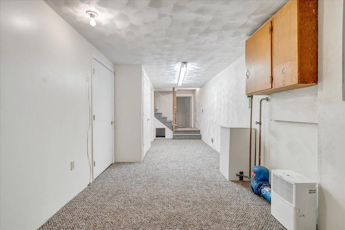 3327 Hollyfield CIR - Photo 58