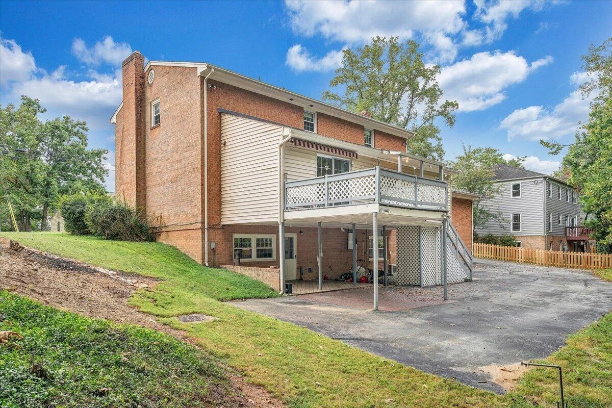 3327 Hollyfield CIR - Photo 65