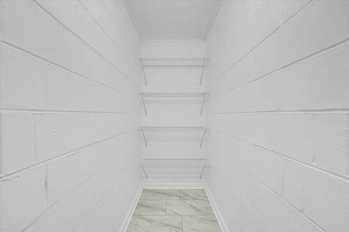 1043 Glebe RD - Photo 31