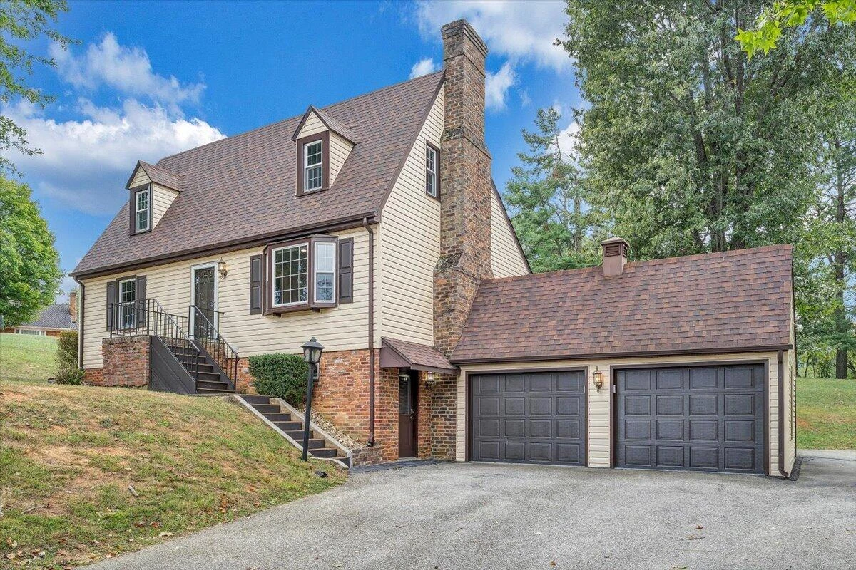 1043 Glebe RD - Photo 49