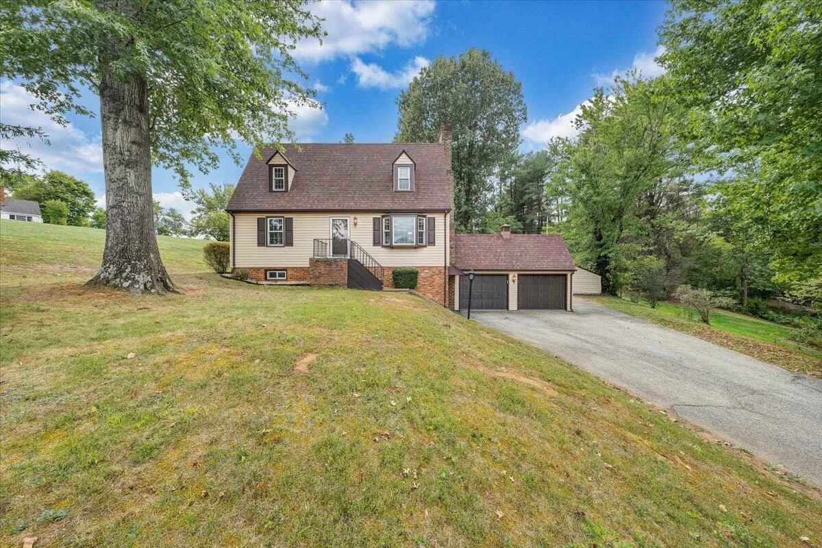 1043 Glebe RD - Photo 54