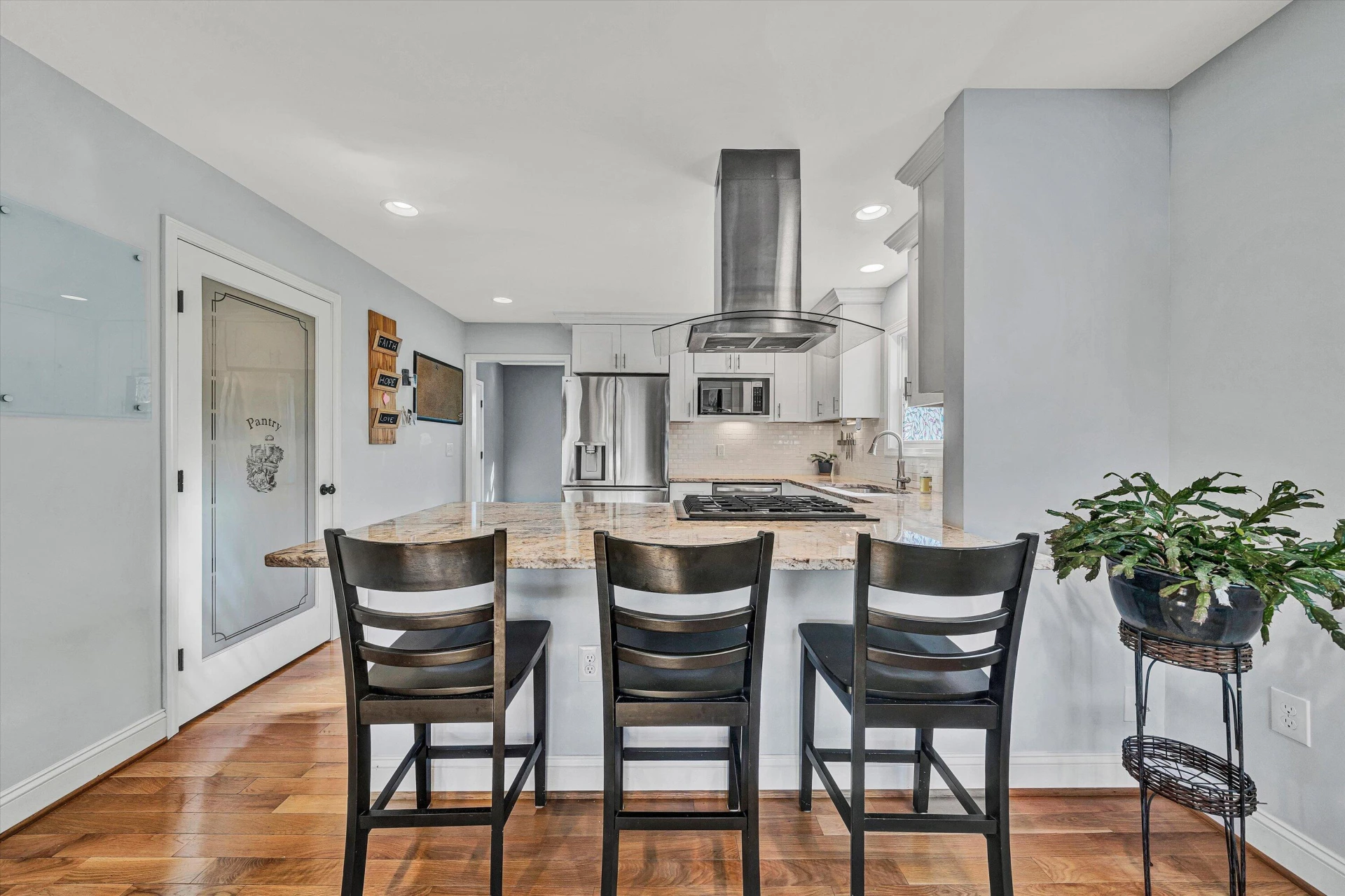 1705 Windsor AVE SW - Photo 9