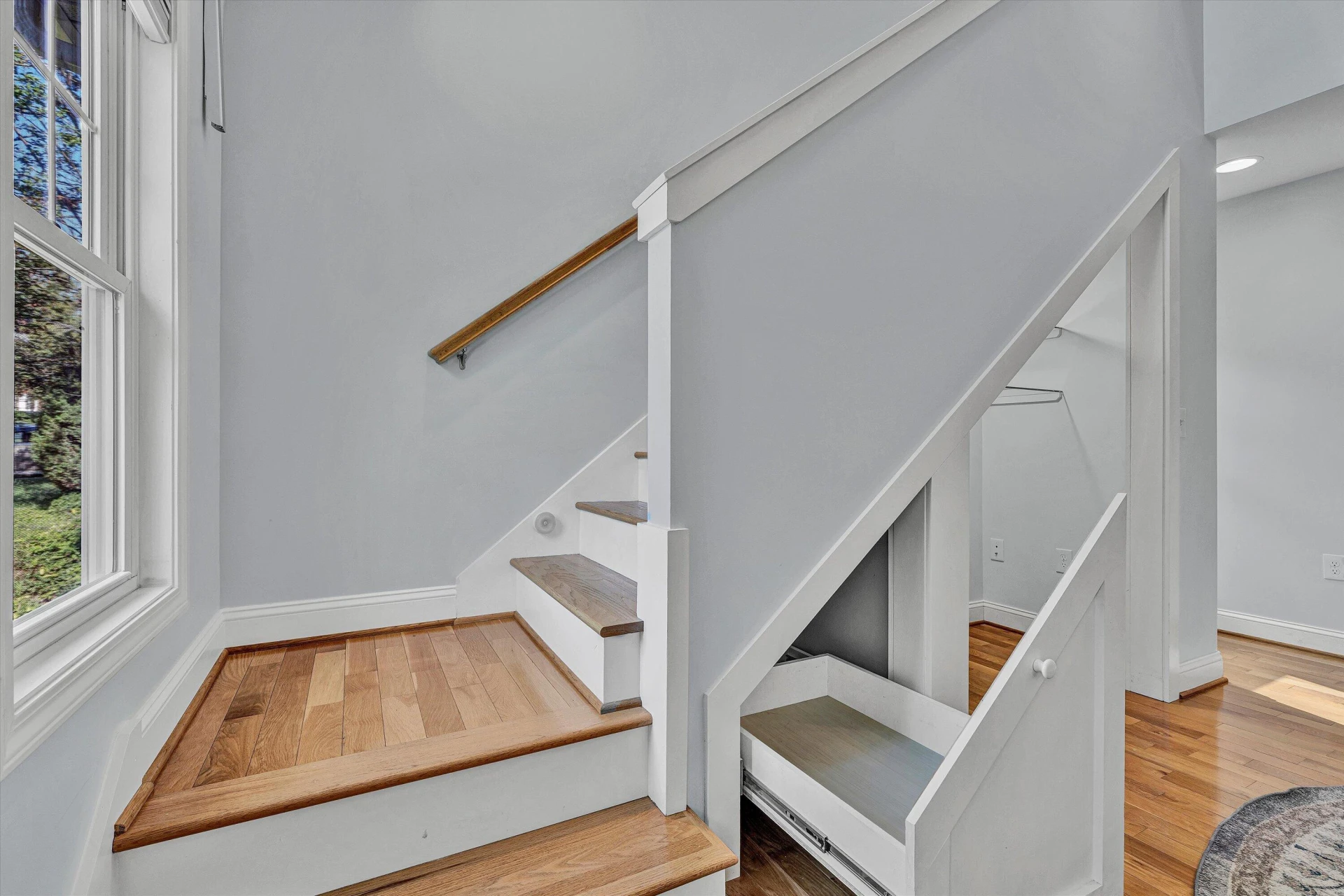 1705 Windsor AVE SW - Photo 18