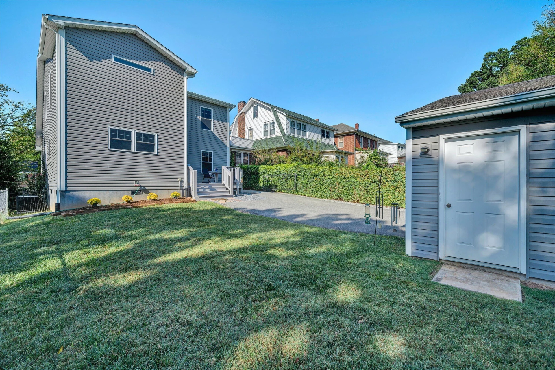 1705 Windsor AVE SW - Photo 37