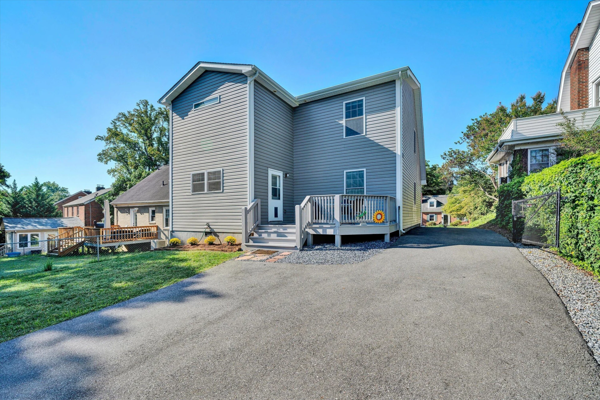 1705 Windsor AVE SW - Photo 38