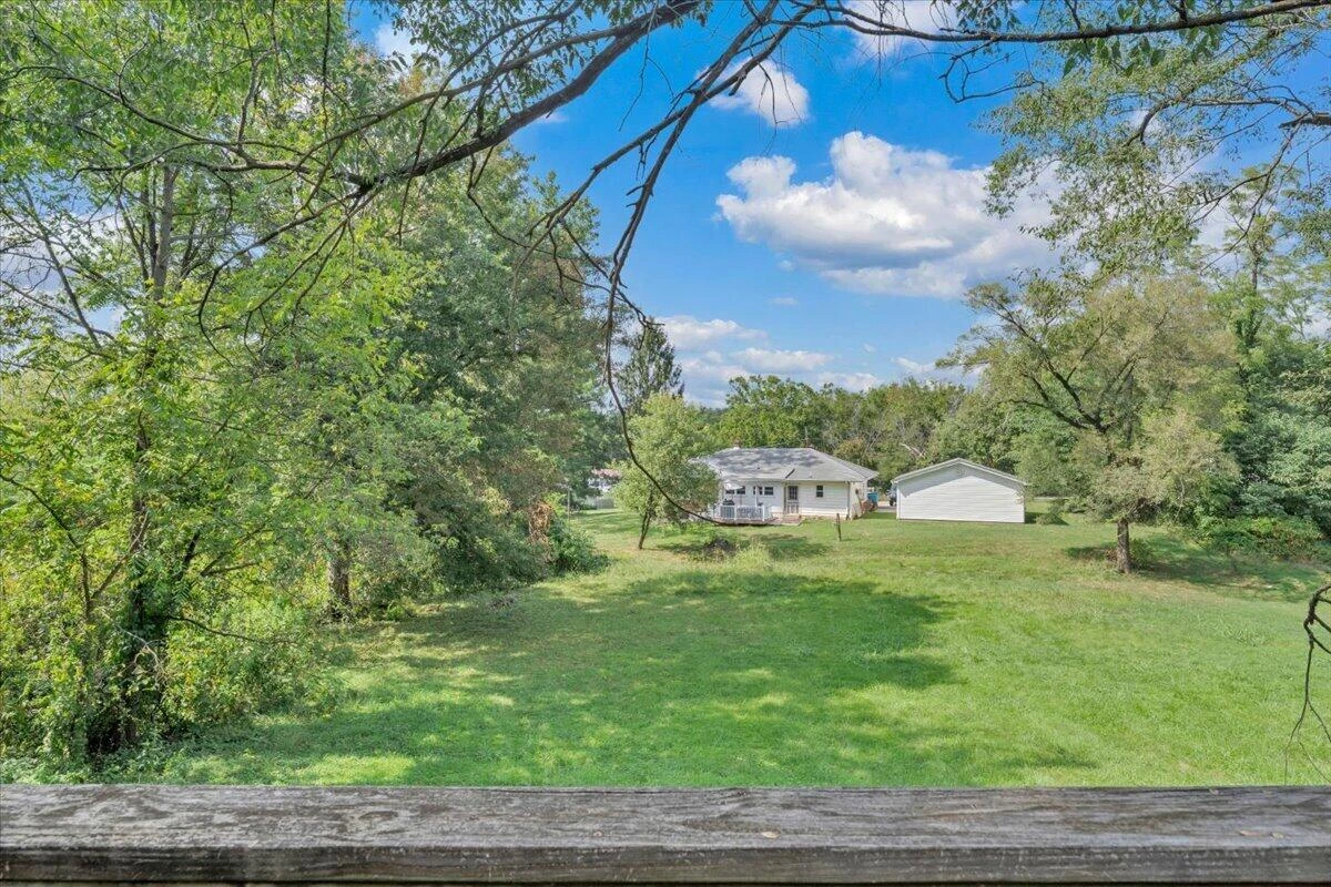 2220 Eastgate AVE NE - Photo 36