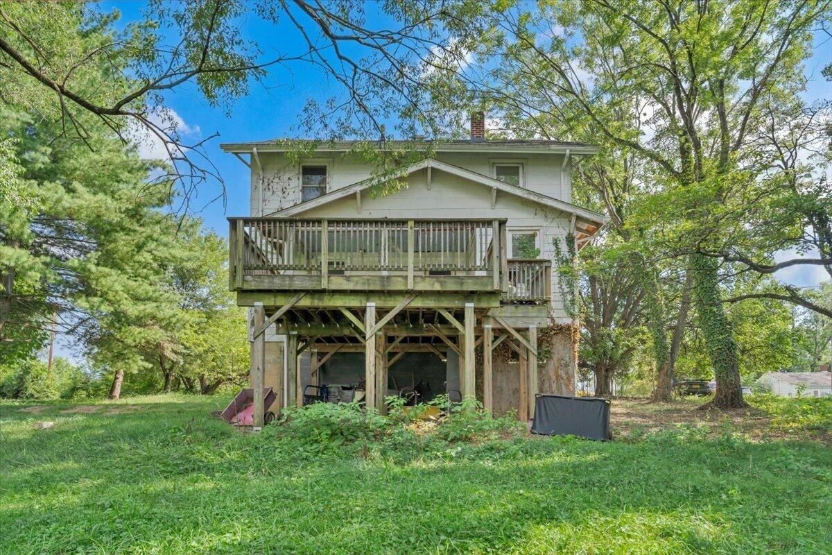 2220 Eastgate AVE NE - Photo 42