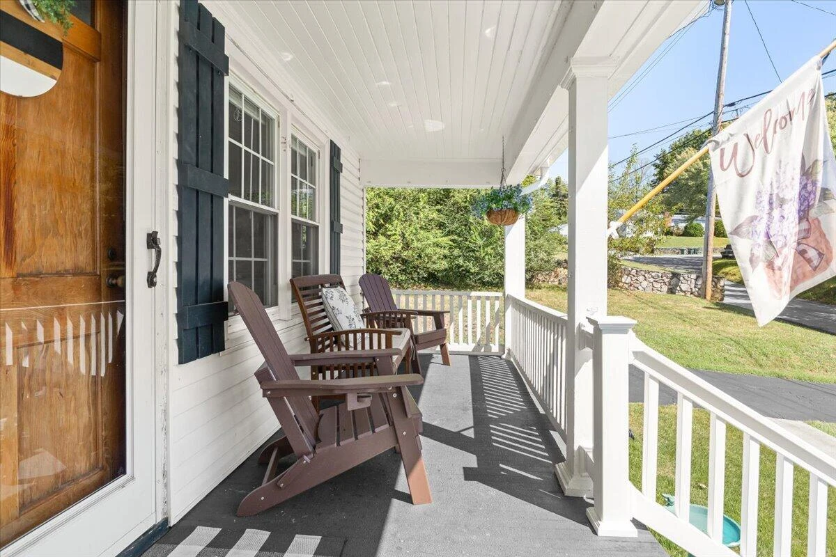 1615 Garst ST - Photo 4