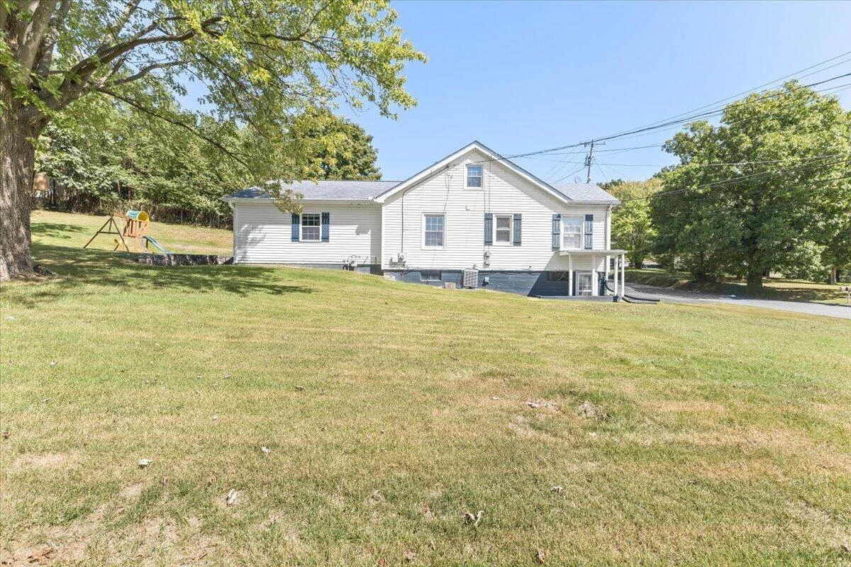 1615 Garst ST - Photo 32