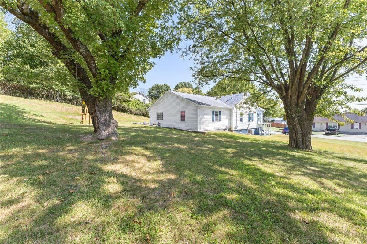 1615 Garst ST - Photo 34