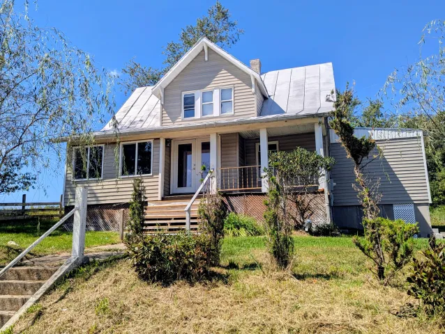 4938 Floyd S, Willis, VA, 24380