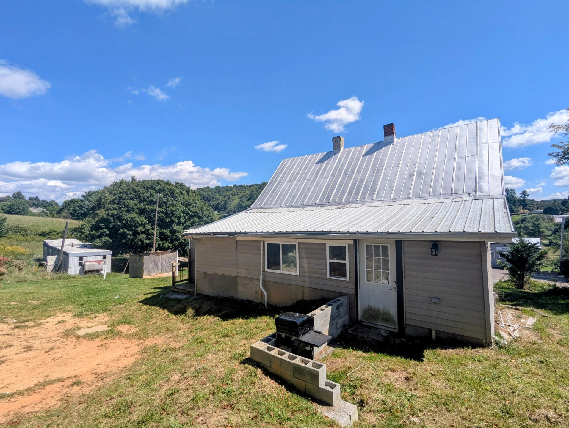 4938 Floyd S - Photo 5