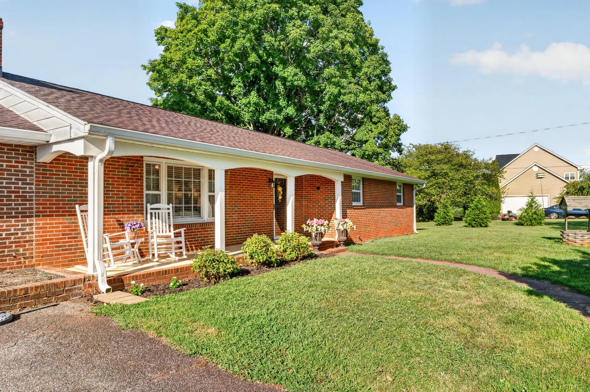 8450 Forest RD - Photo 8