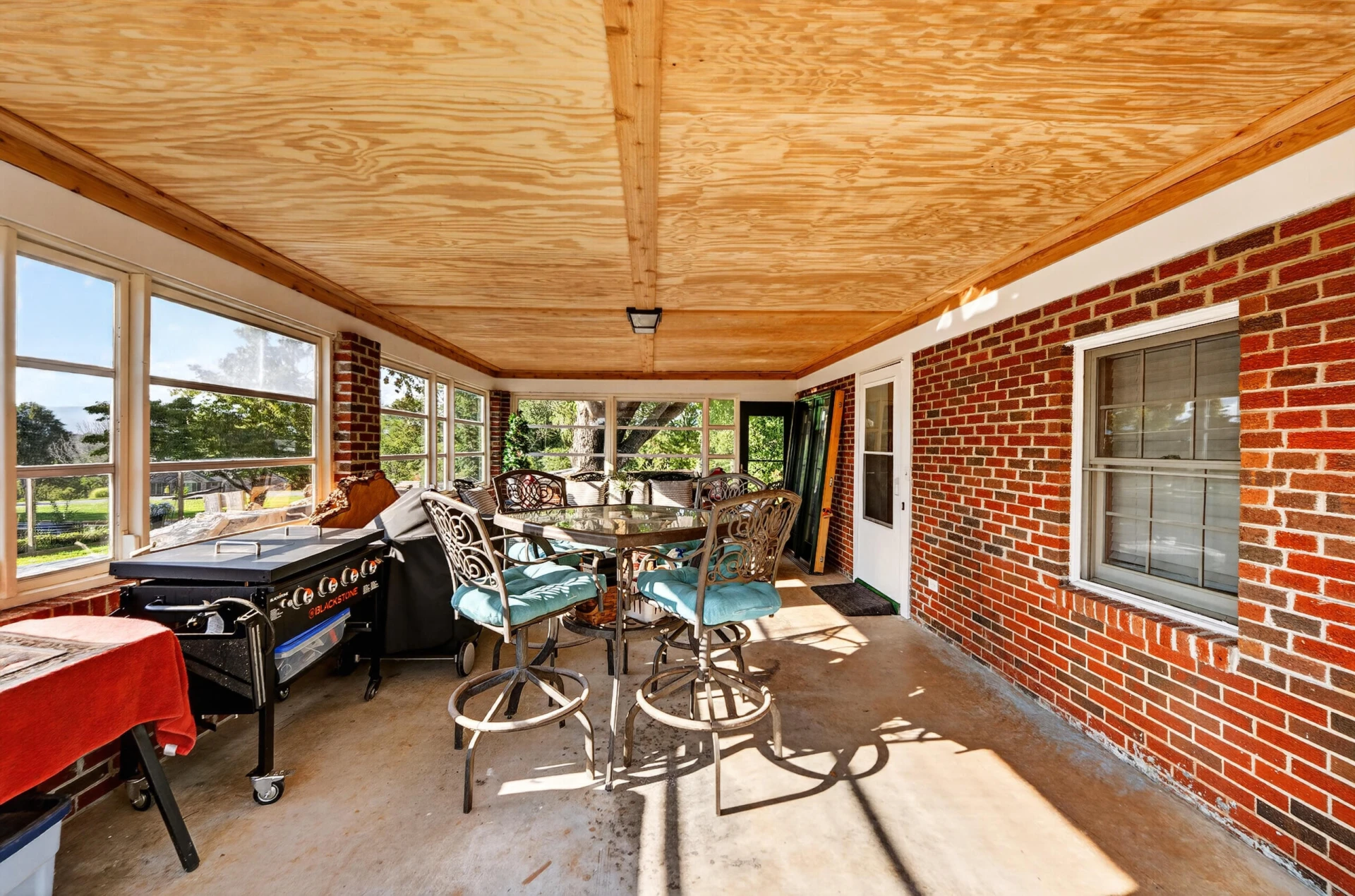 8450 Forest RD - Photo 47