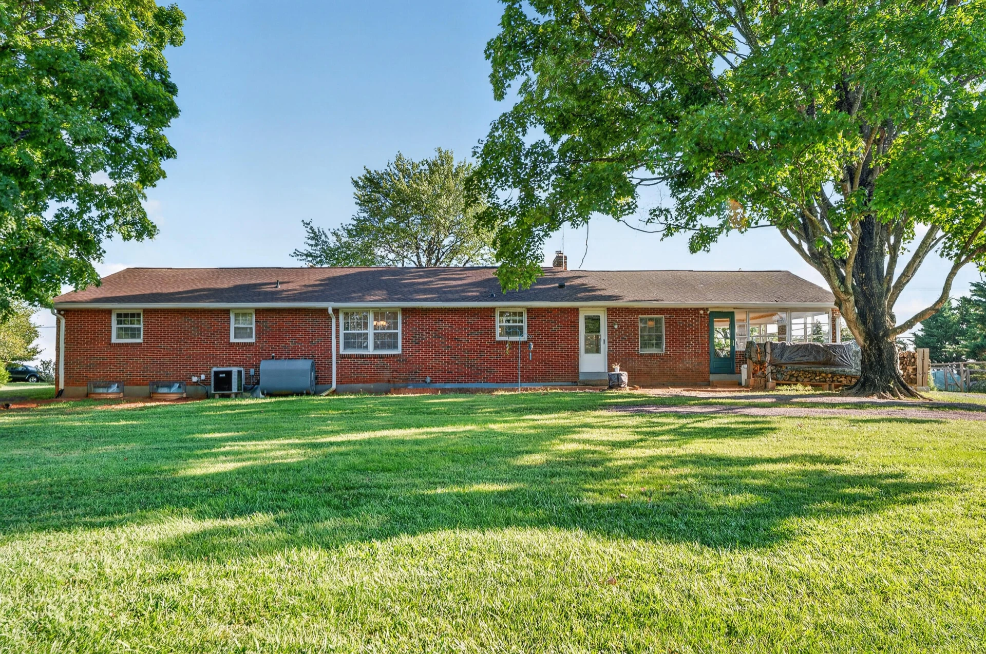 8450 Forest RD - Photo 58