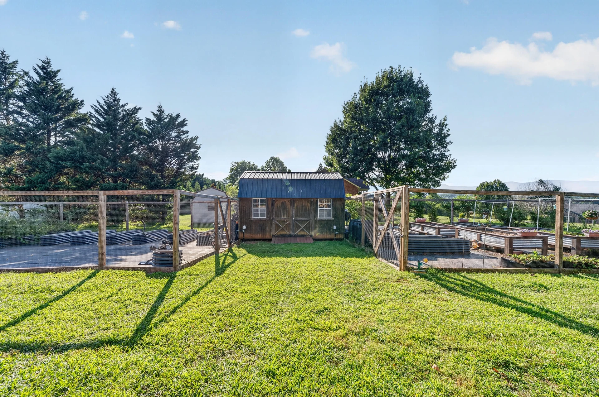 8450 Forest RD - Photo 63