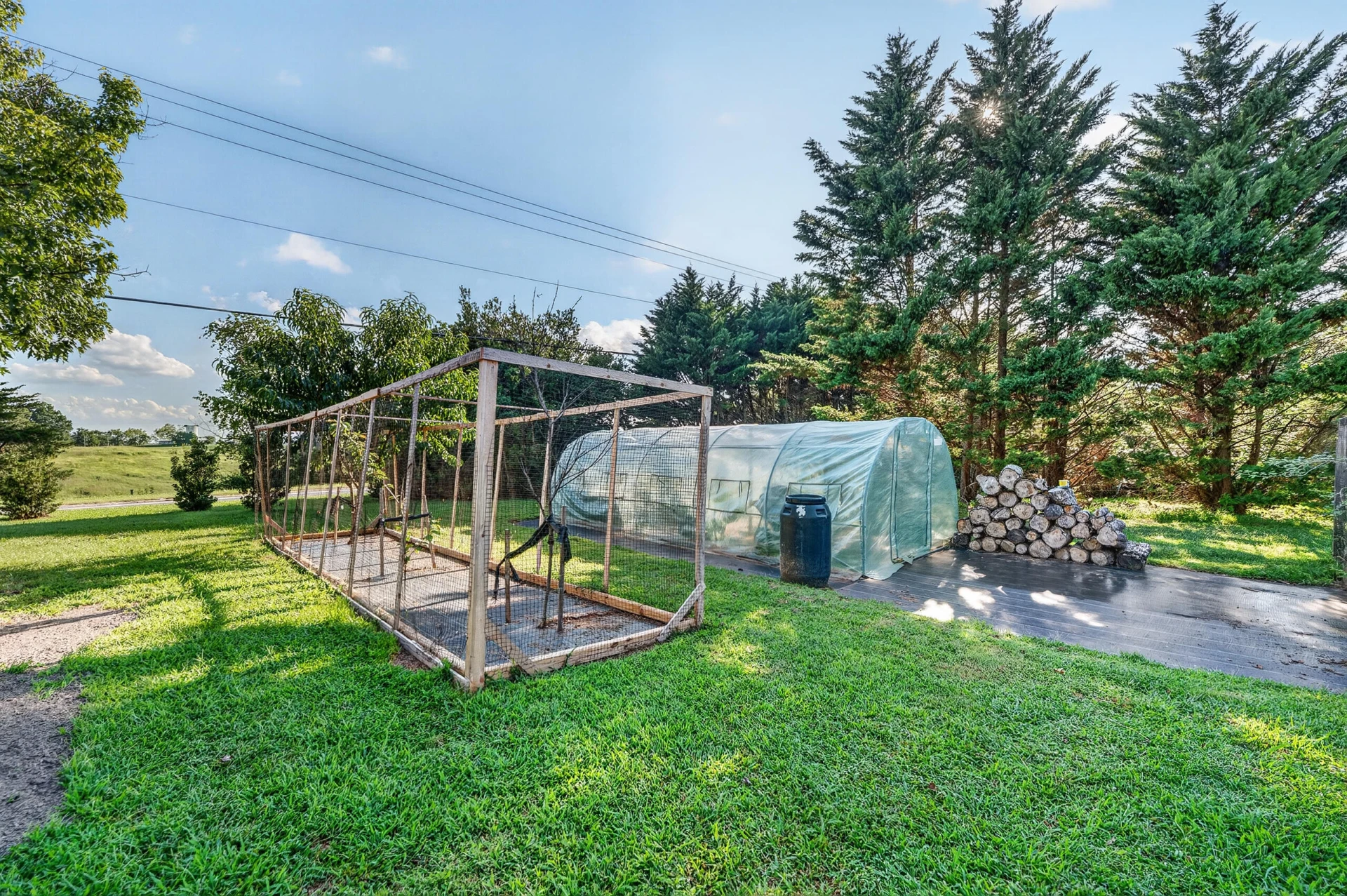 8450 Forest RD - Photo 74