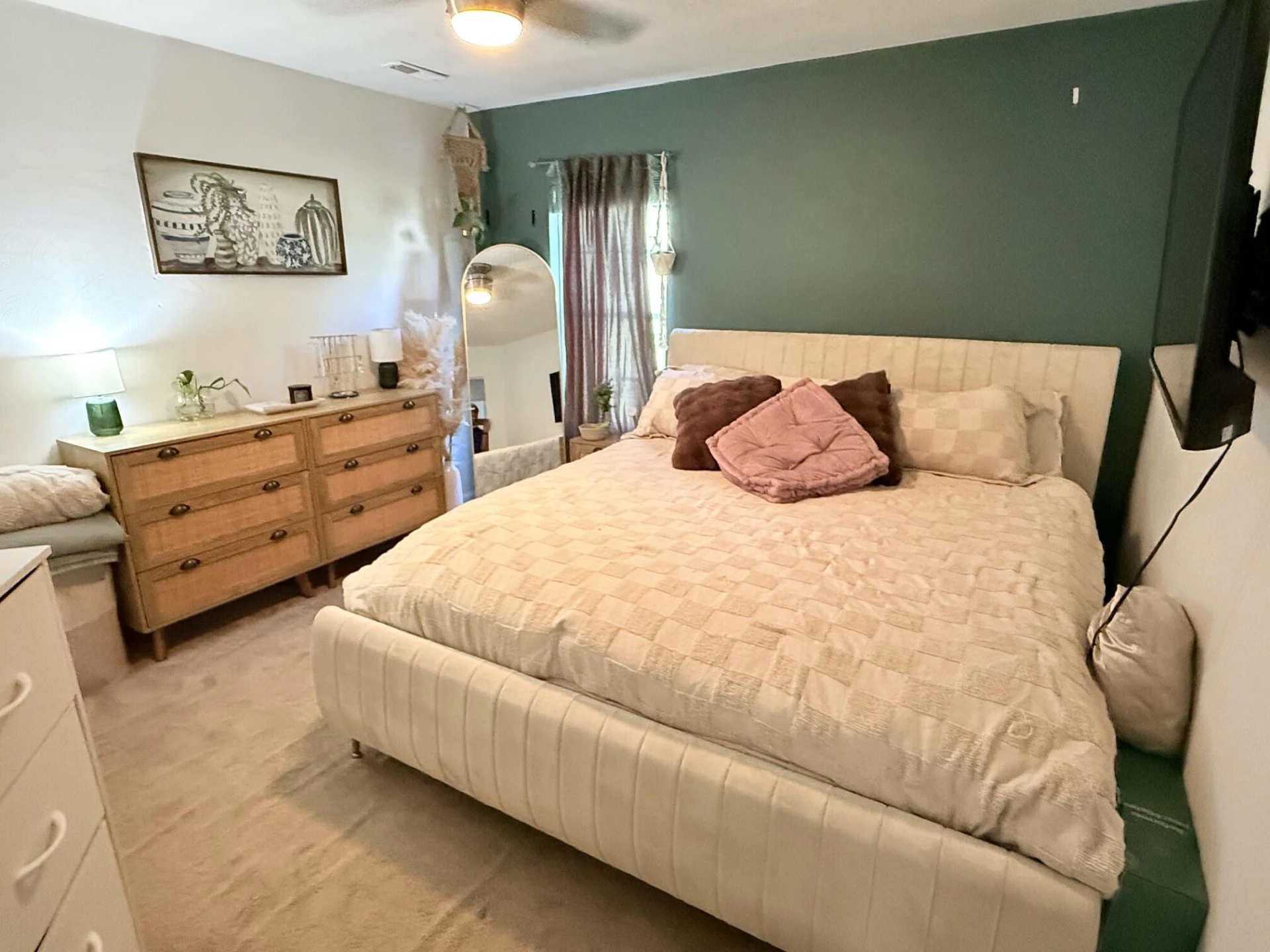 1354 Eastgate AVE NE - Photo 19