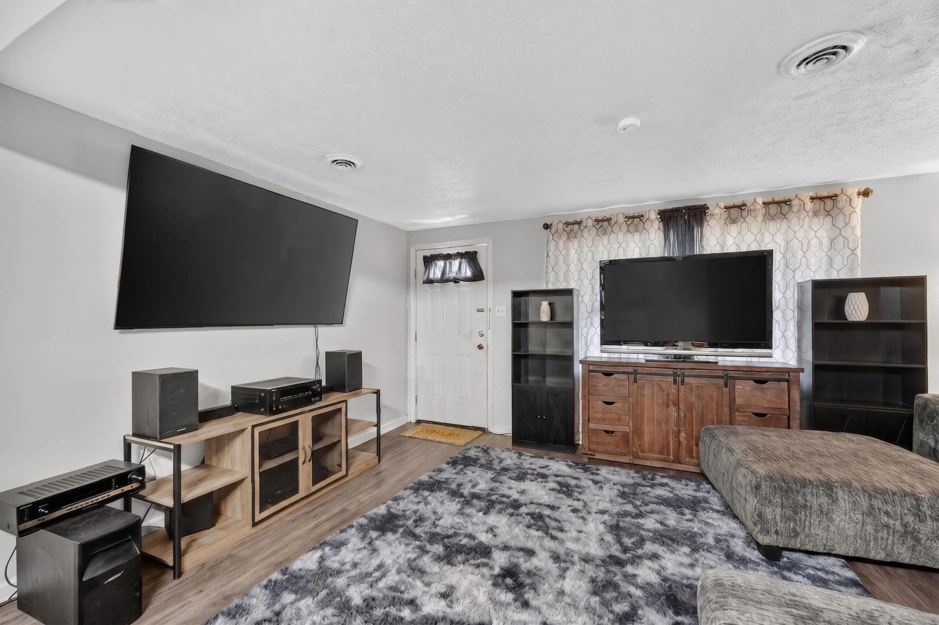 1150 Oriole CT - Photo 7