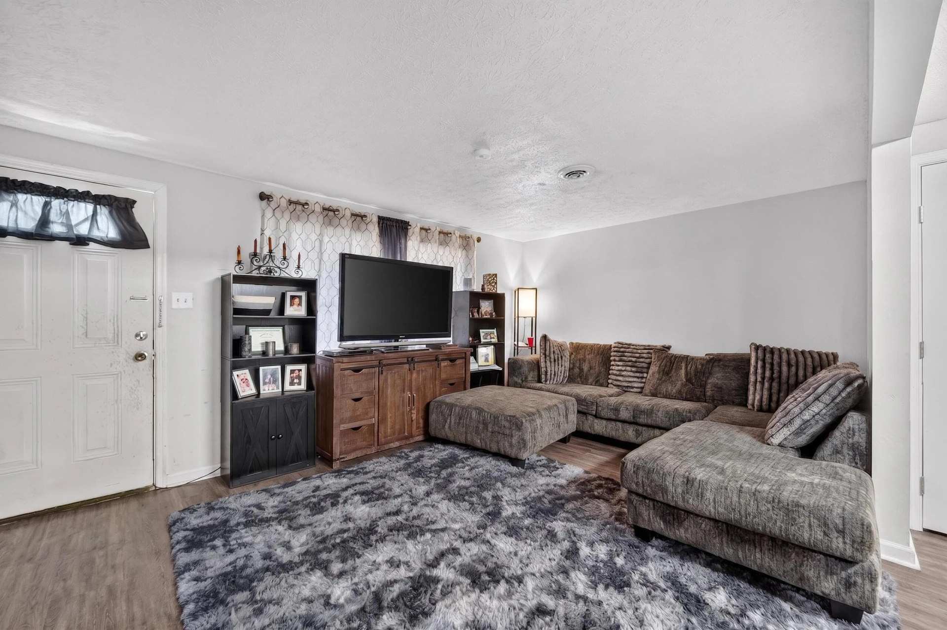 1150 Oriole CT - Photo 10