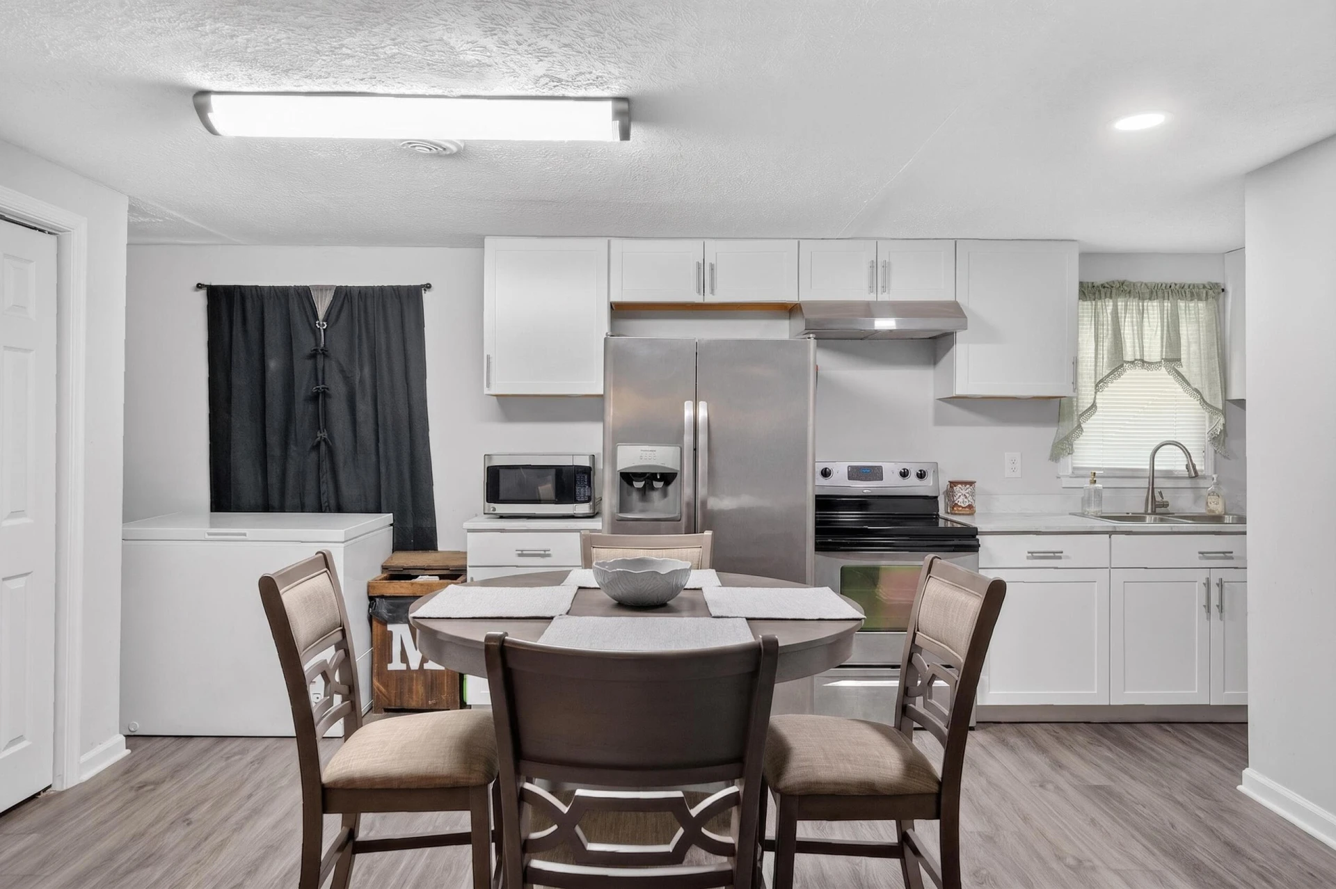 1150 Oriole CT - Photo 11