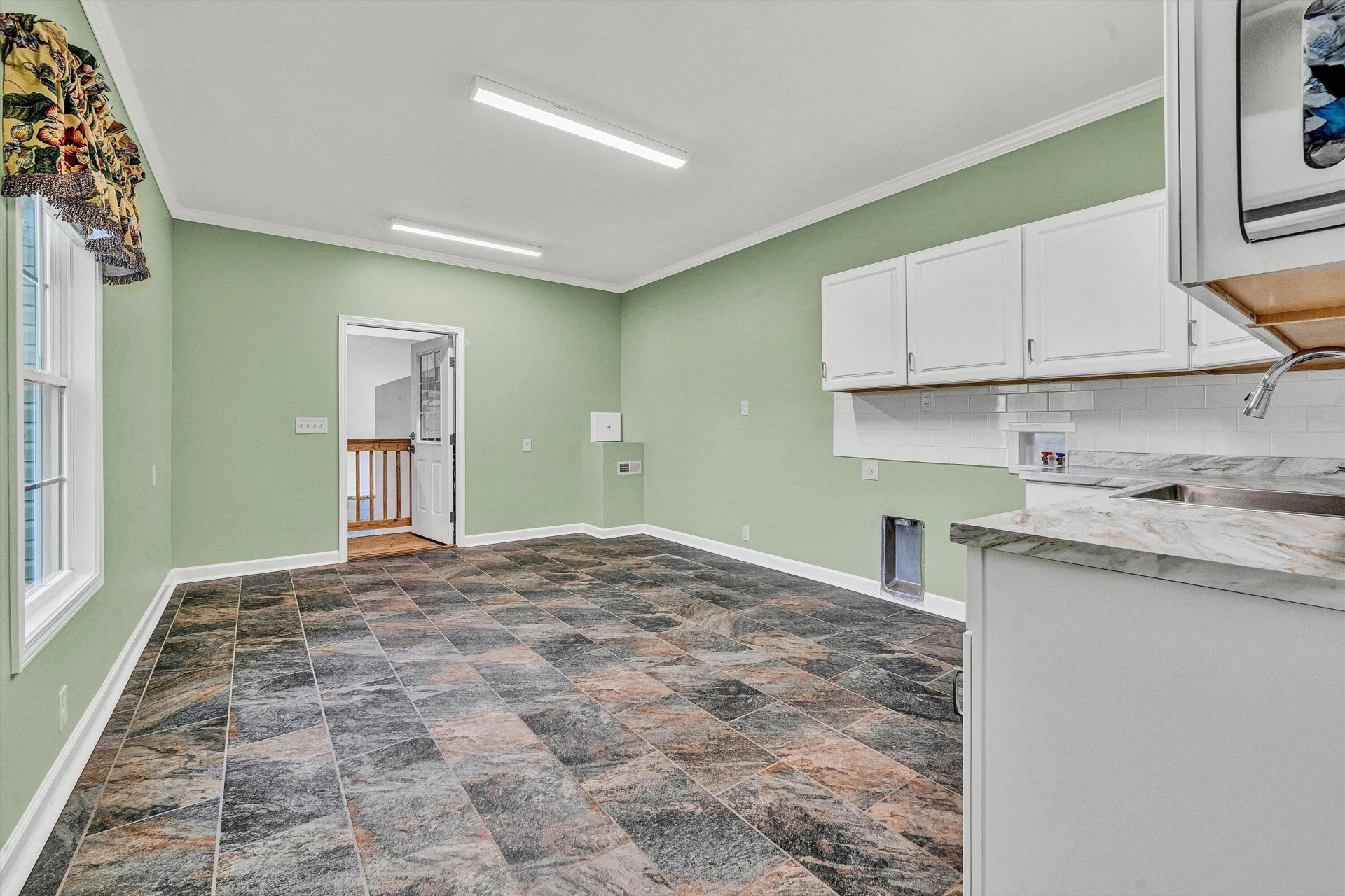 1436 Farmers RD - Photo 16