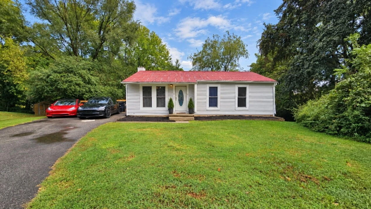 3301 Ridgerun DR NE