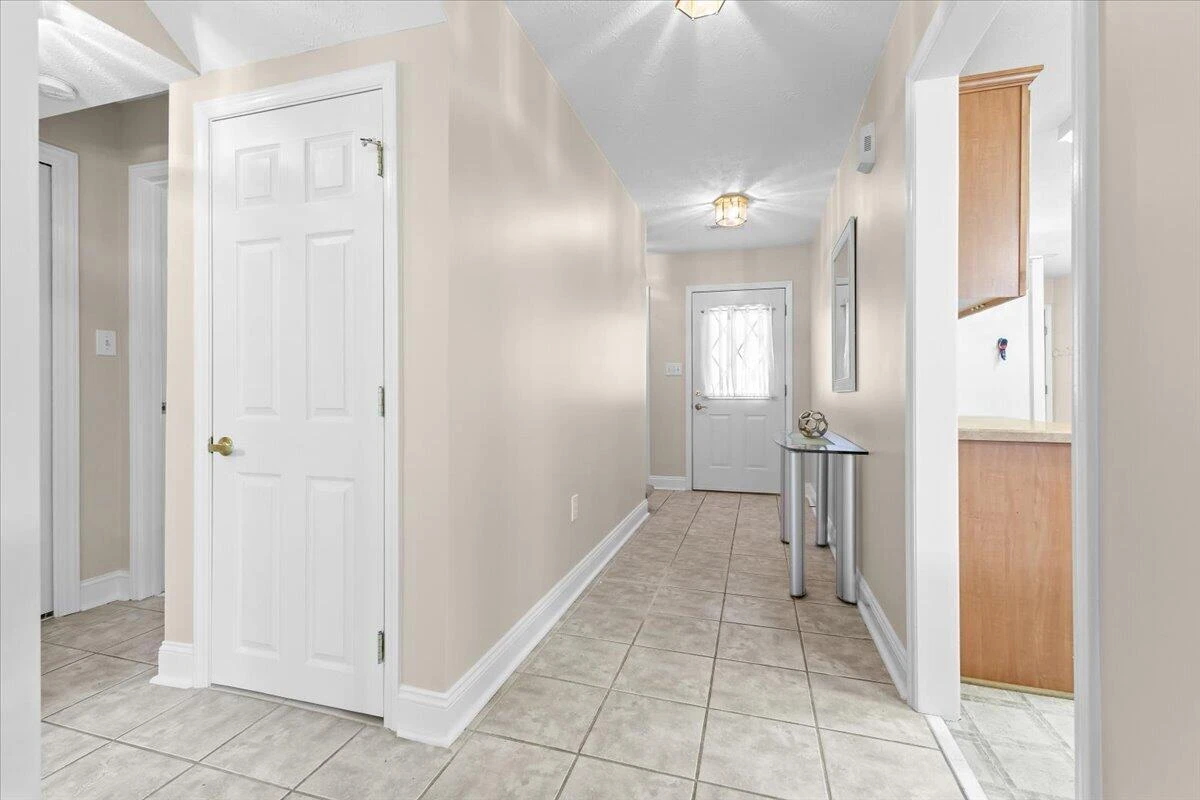 8413 Pine Hill LN - Photo 5