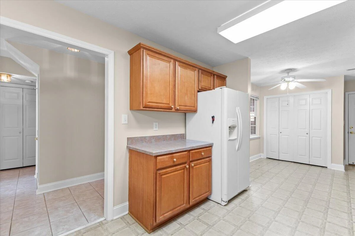 8413 Pine Hill LN - Photo 12