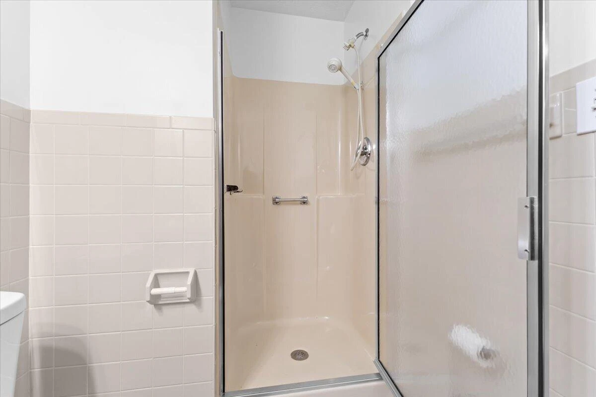 8413 Pine Hill LN - Photo 26