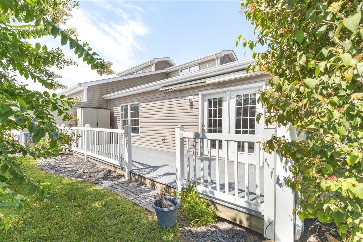 8413 Pine Hill LN - Photo 35