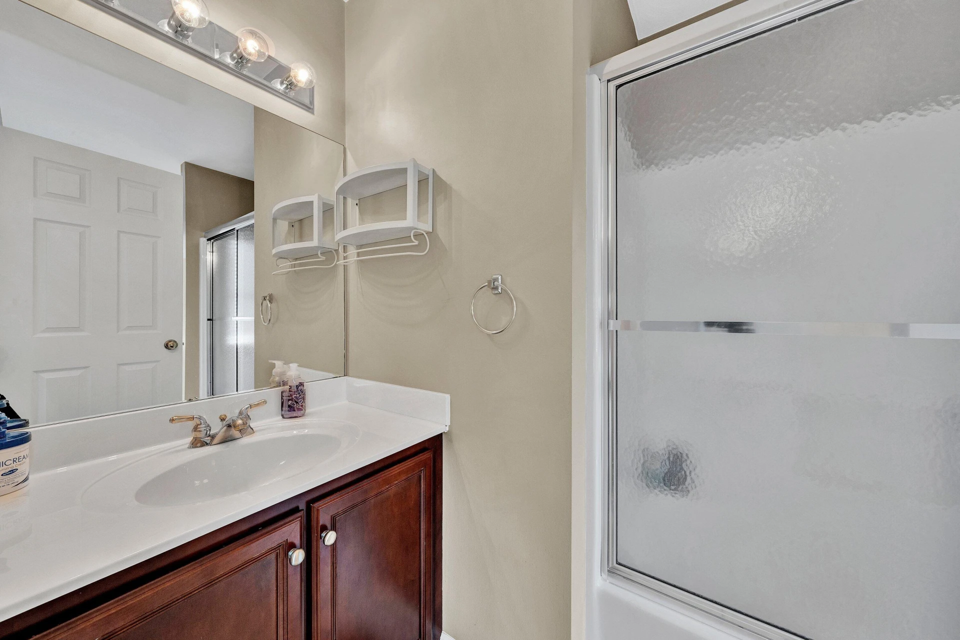 515 Cambridge CT #UNIT F5 - Photo 24
