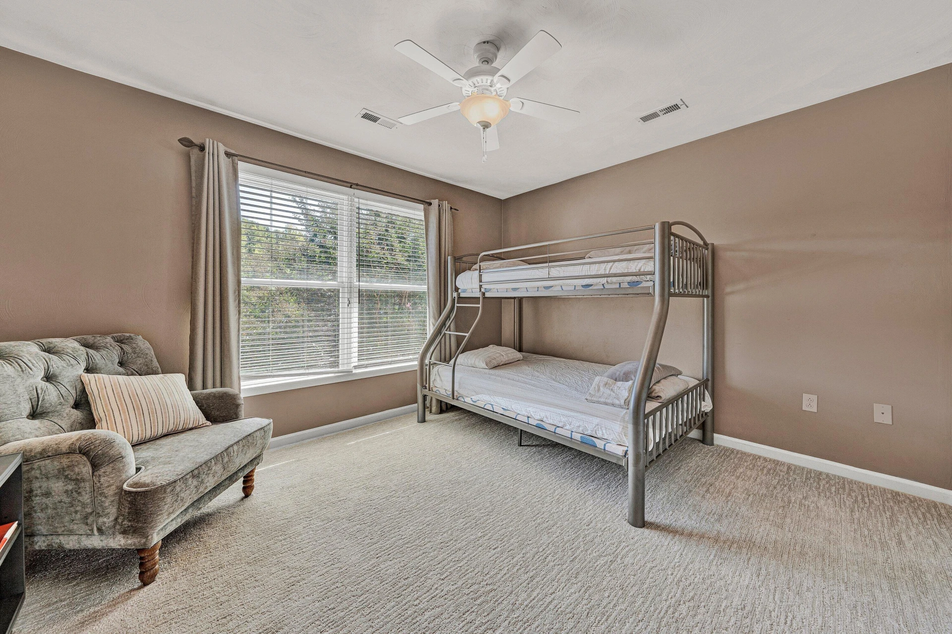 515 Cambridge CT #UNIT F5 - Photo 25