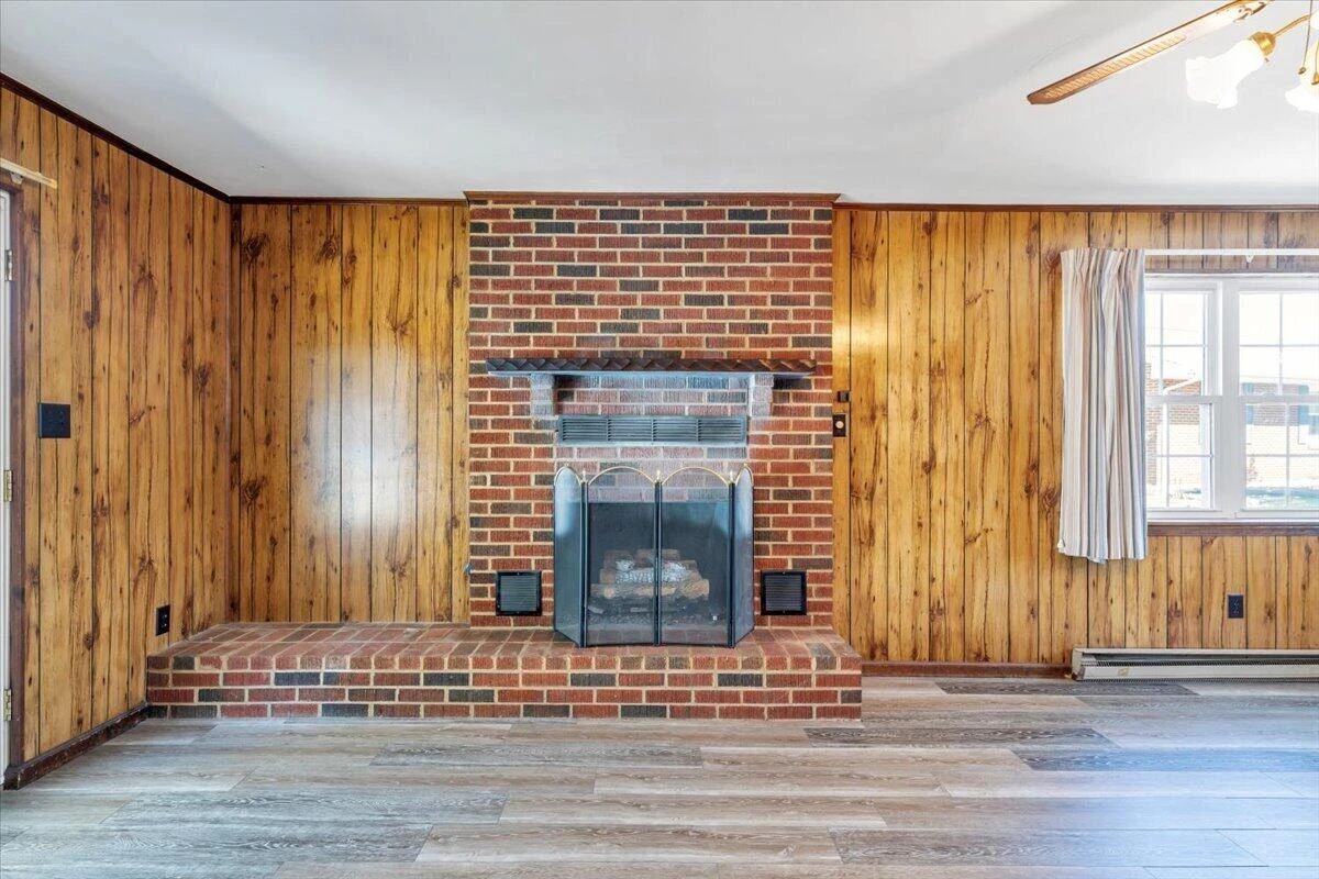 413 Decatur CIR - Photo 13