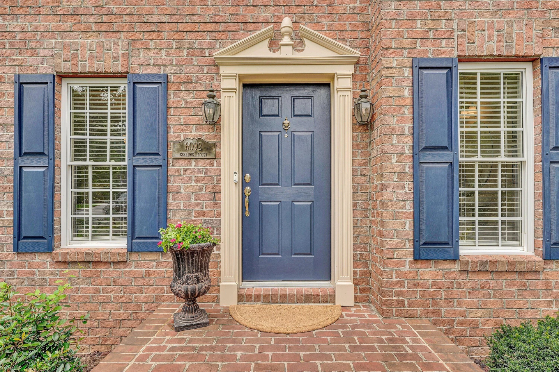 6092 Cezanne CT - Photo 3