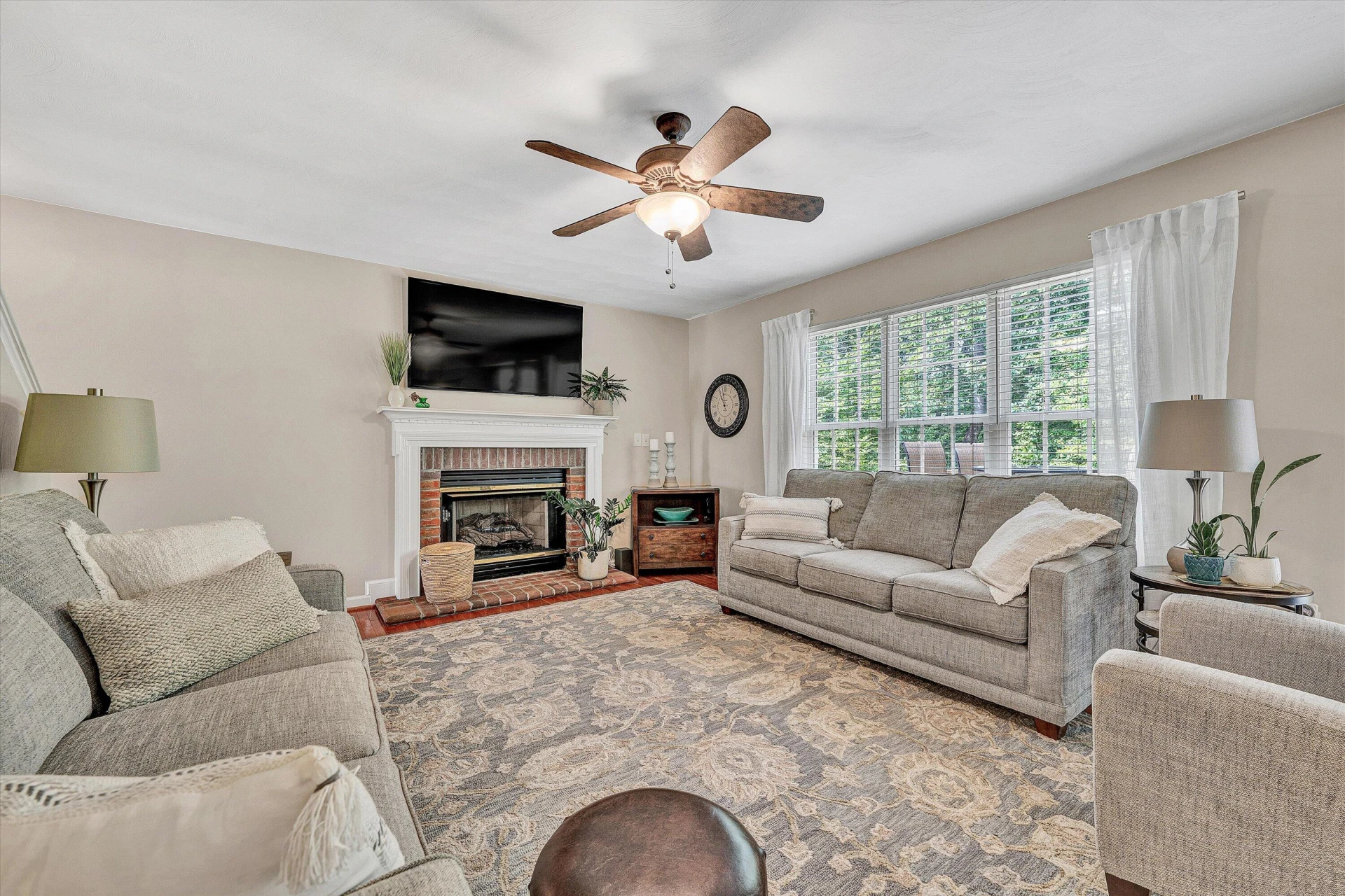6092 Cezanne CT - Photo 7