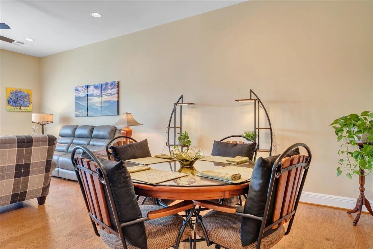5426 The Peaks DR ## 103 - Photo 2