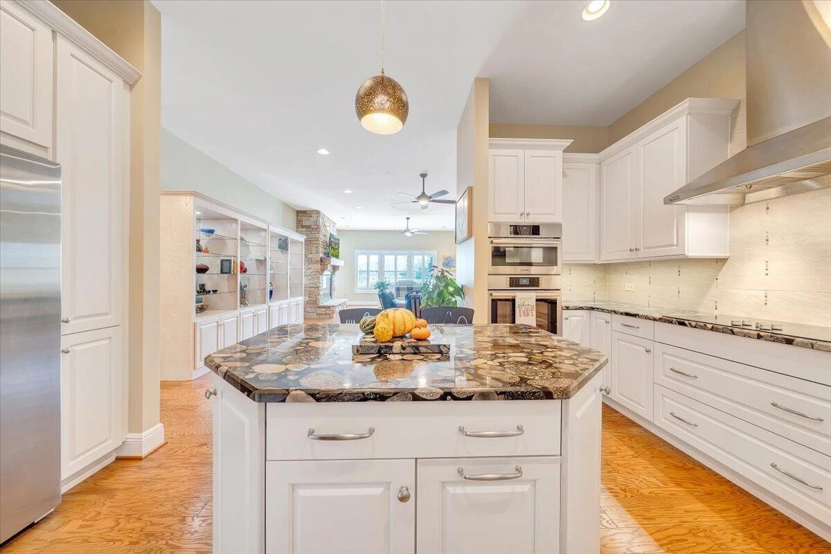 5426 The Peaks DR ## 103 - Photo 16
