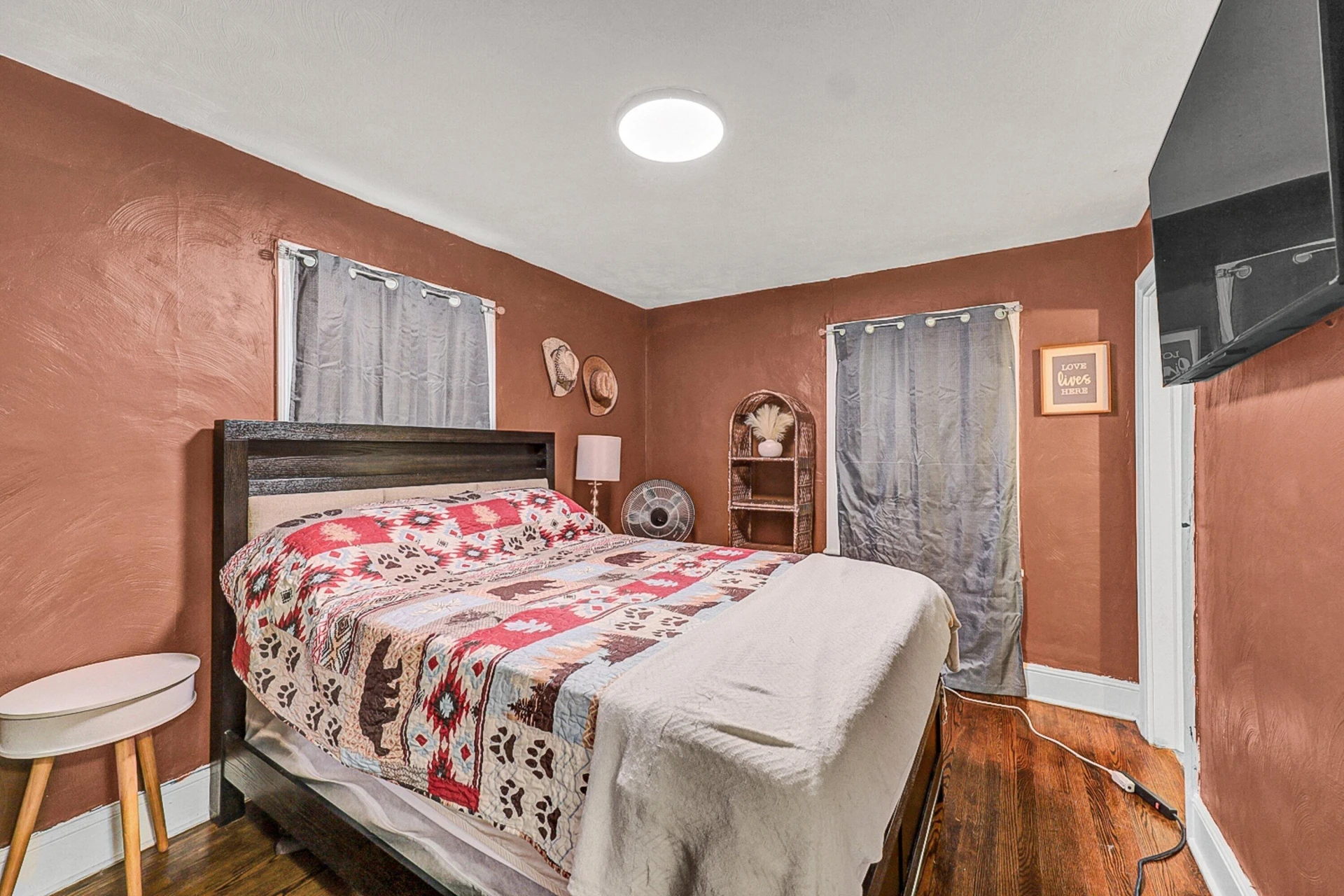 55 Wilson ST - Photo 8