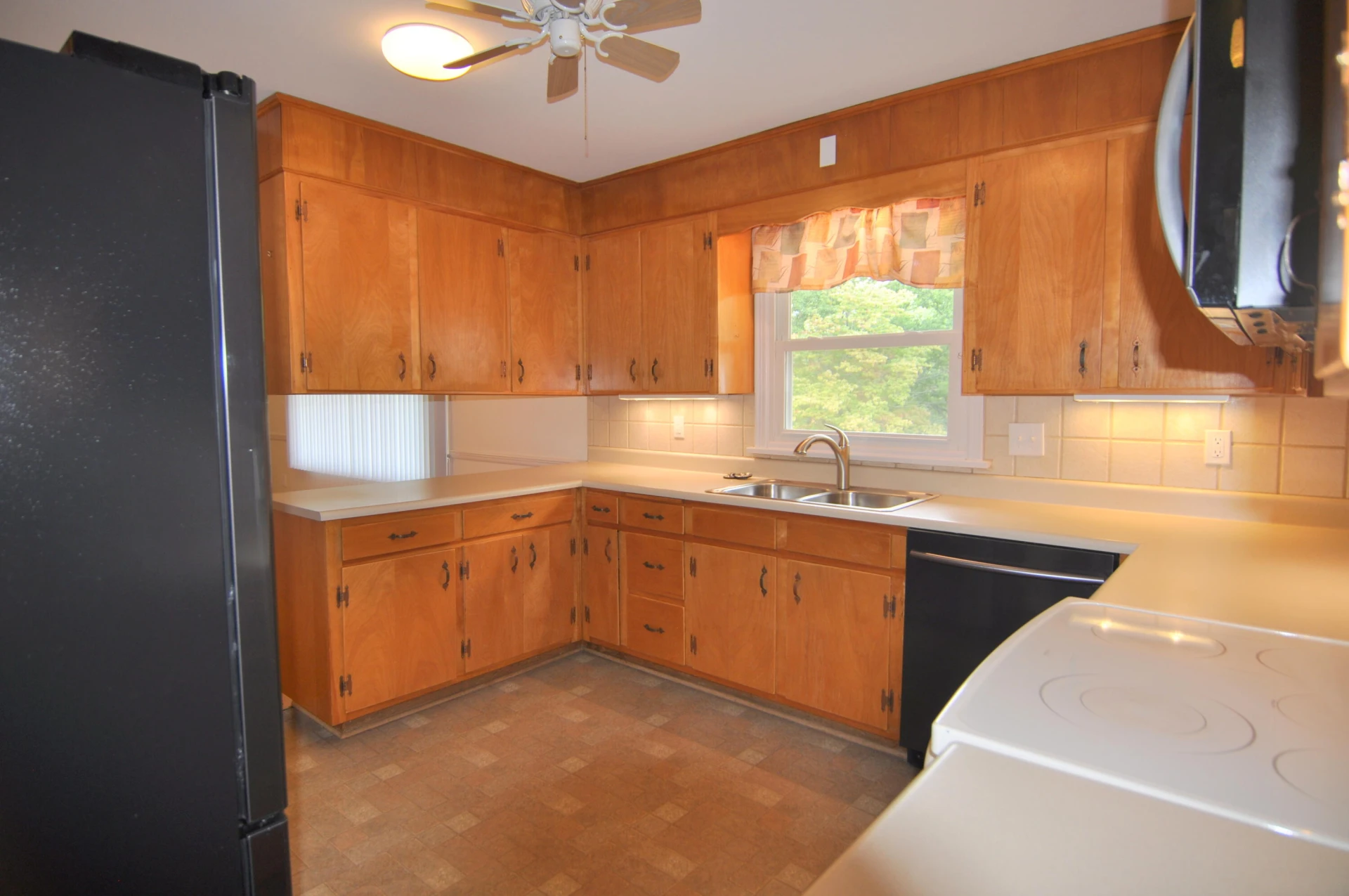1872 Oak DR - Photo 31