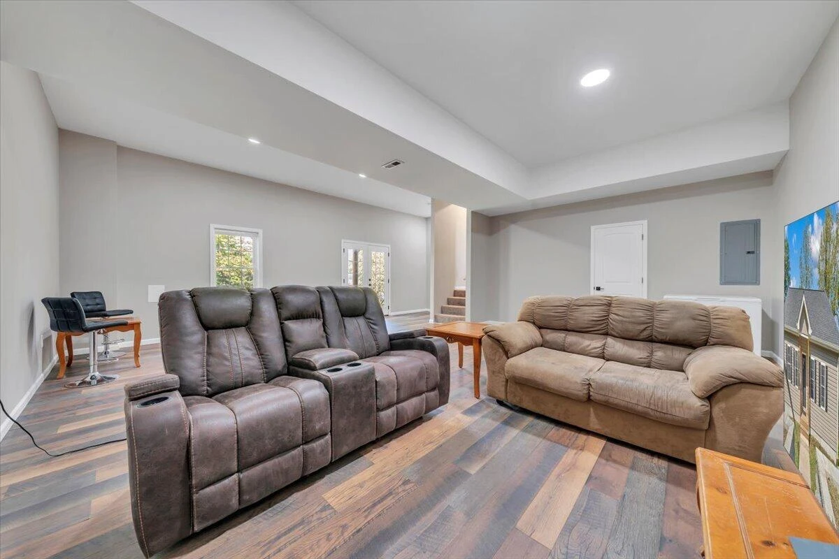 142 Chenault ST - Photo 24