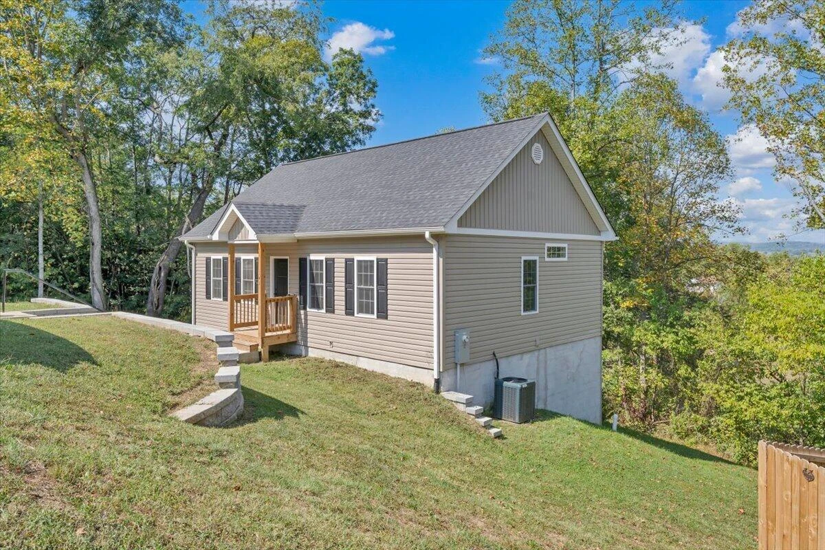 142 Chenault ST - Photo 29