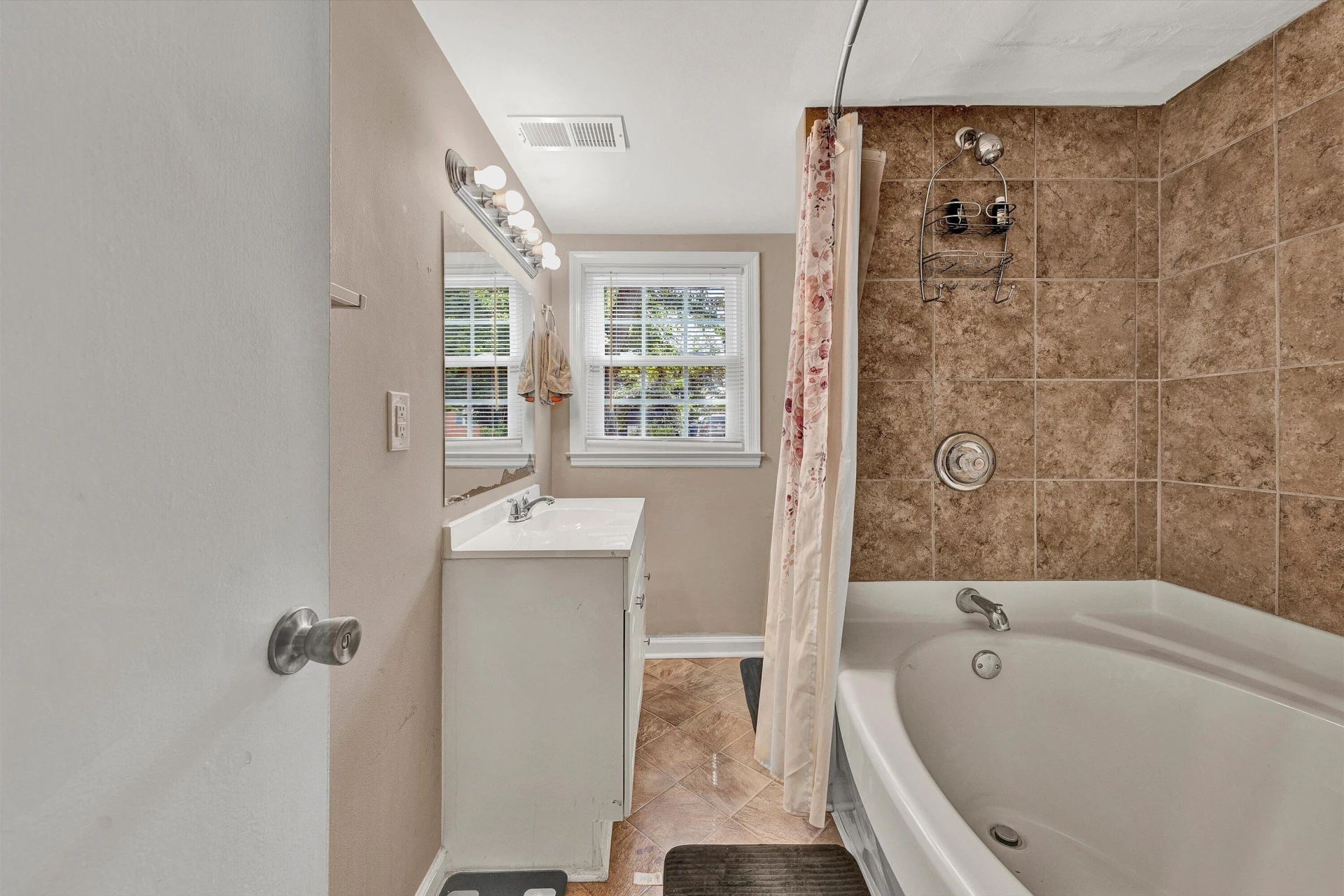 4728 Casper DR NE - Photo 19
