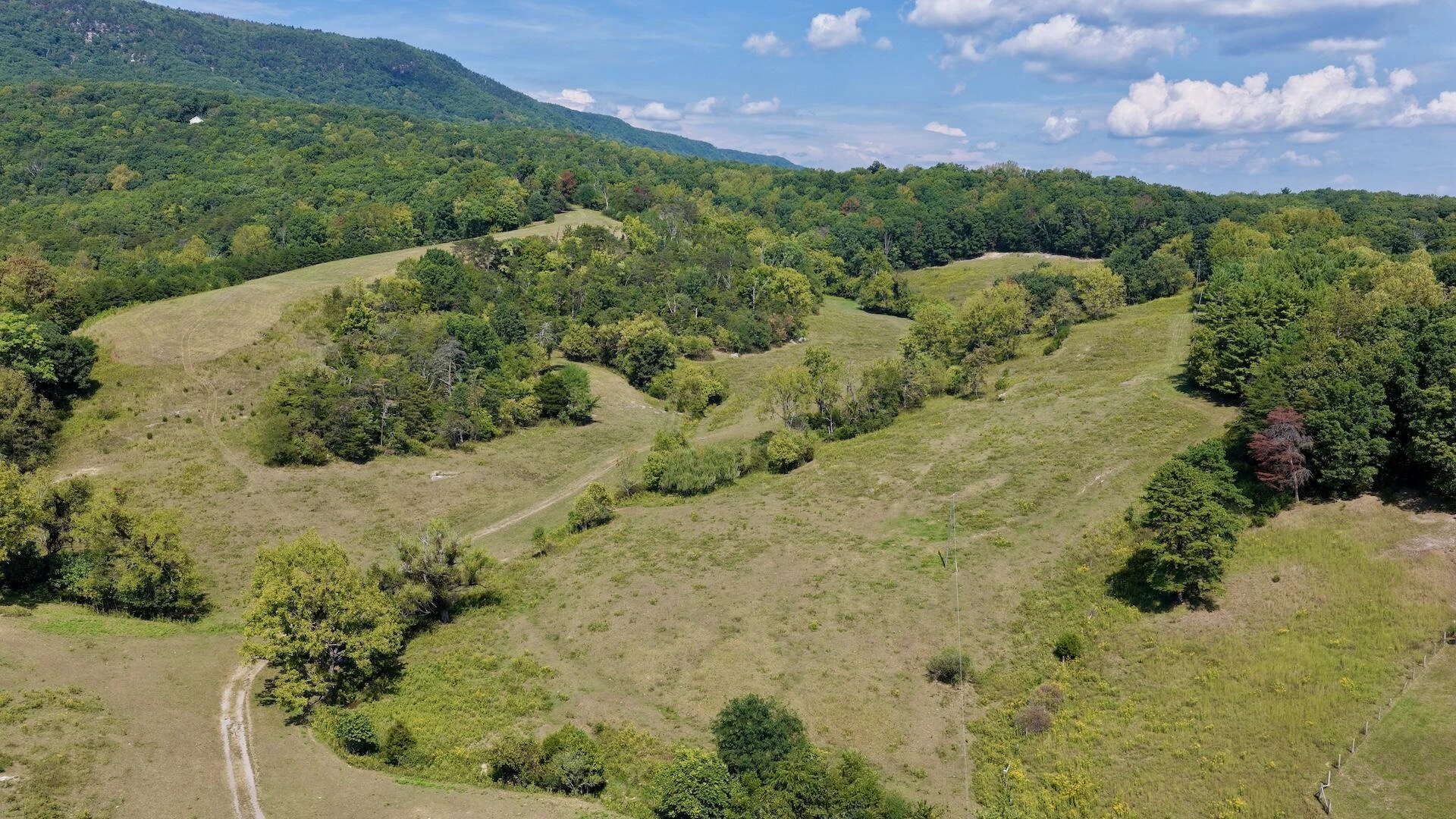 576 Alpine RD - Photo 4