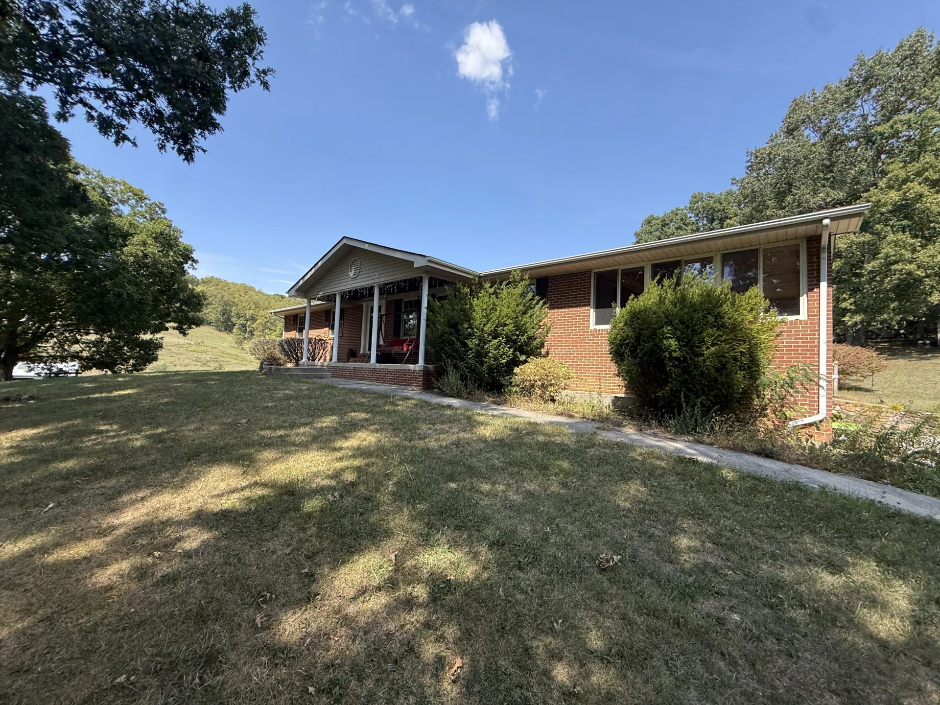 576 Alpine RD - Photo 12