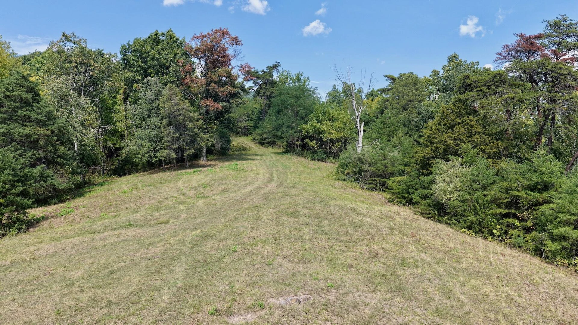 576 Alpine RD - Photo 17