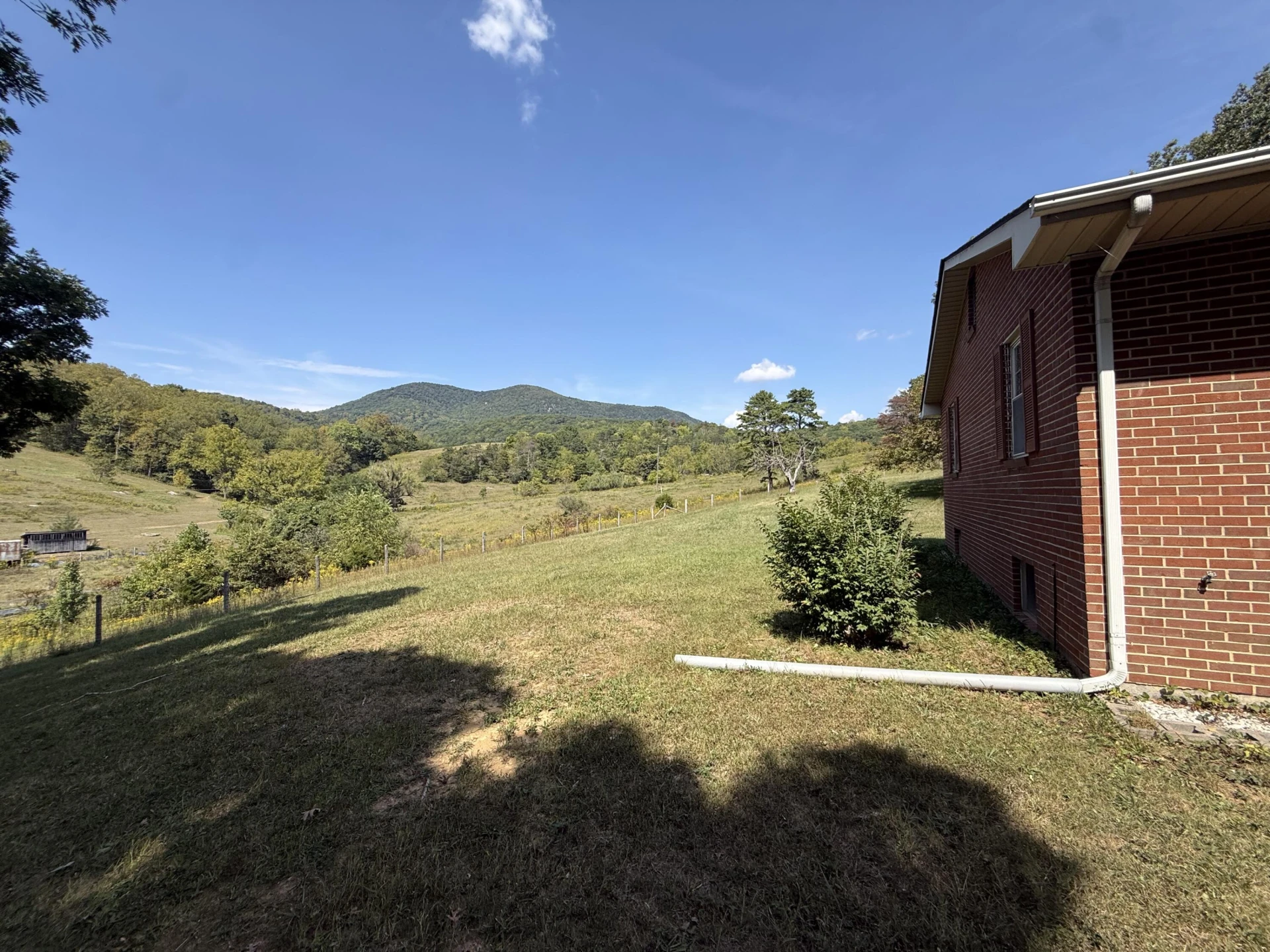 576 Alpine RD - Photo 29